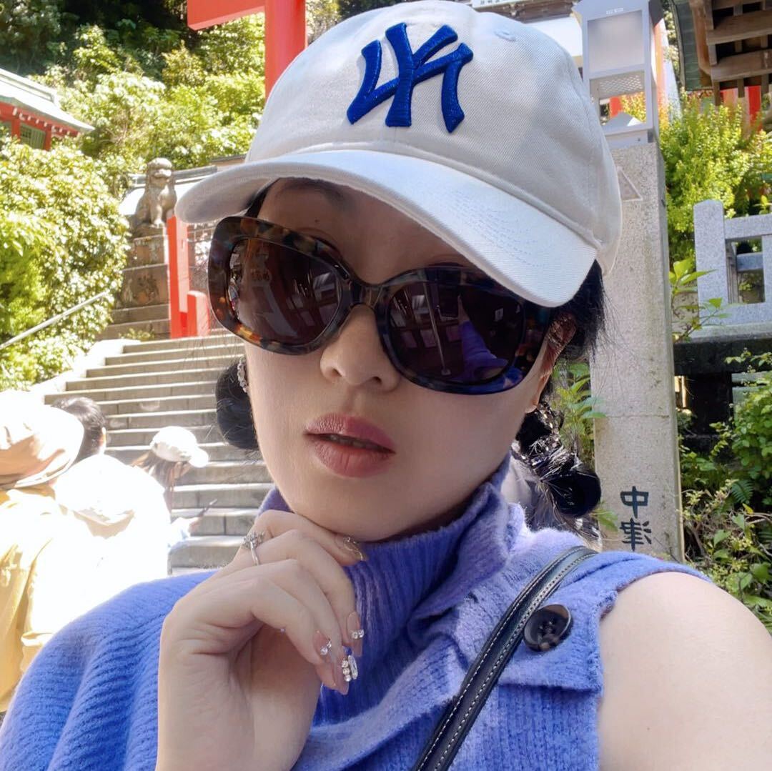 Alice爱丽丝出差中