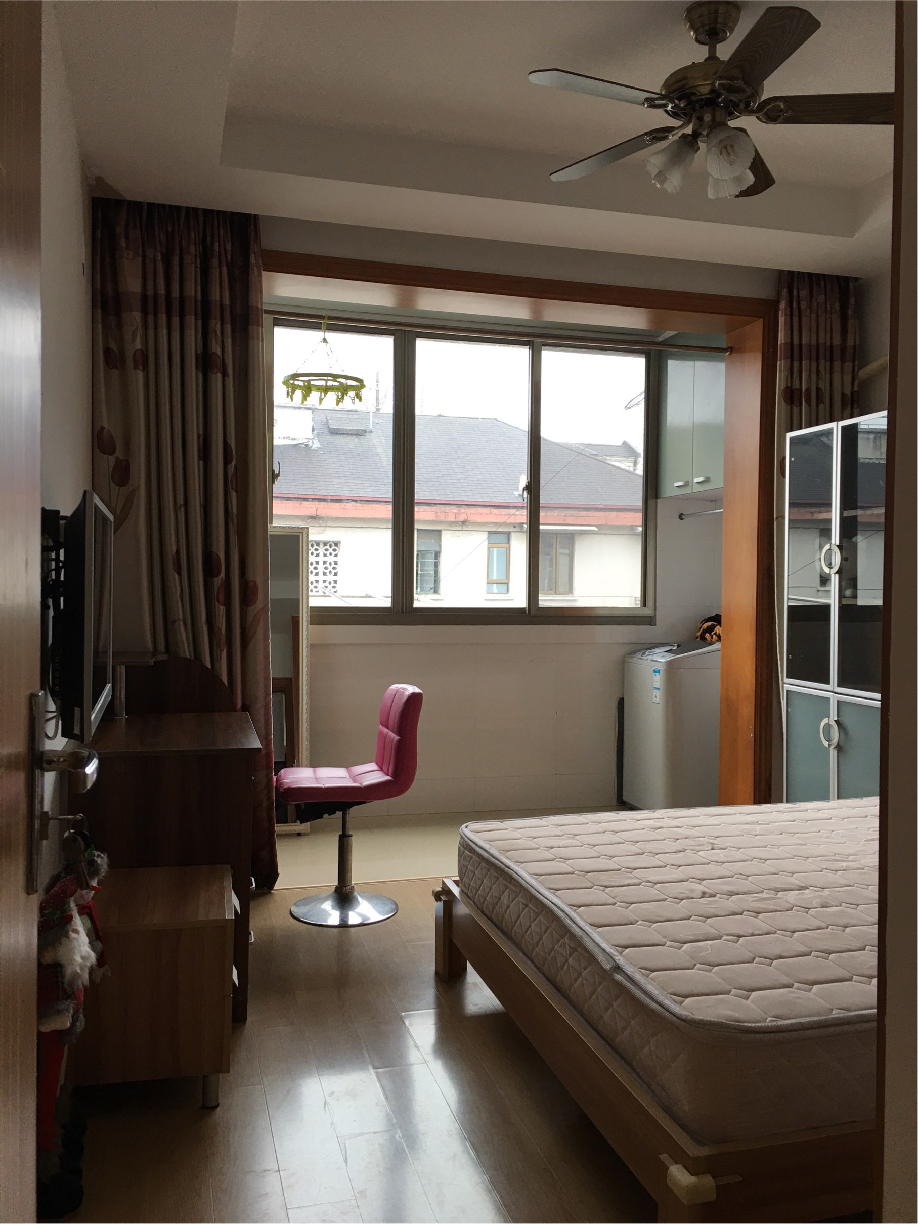 Shanghai-Yangpu-Long Term
