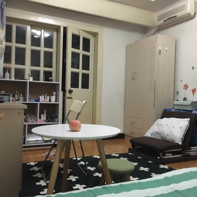 Beijing-Xicheng-Private balcony,Shared apartment,Sublet