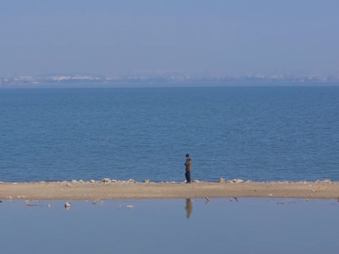 The largest lake in the city in Asia—he sunset of Tangsun Lake .jpg