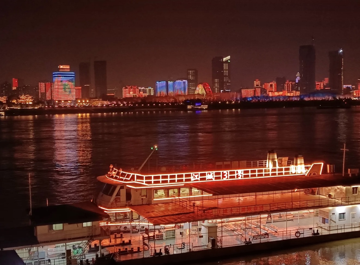 Night view from Wuhanguan Marina .jpeg