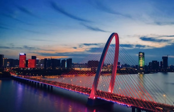 西安浐灞半岛-Xi'An Bridge.jpg