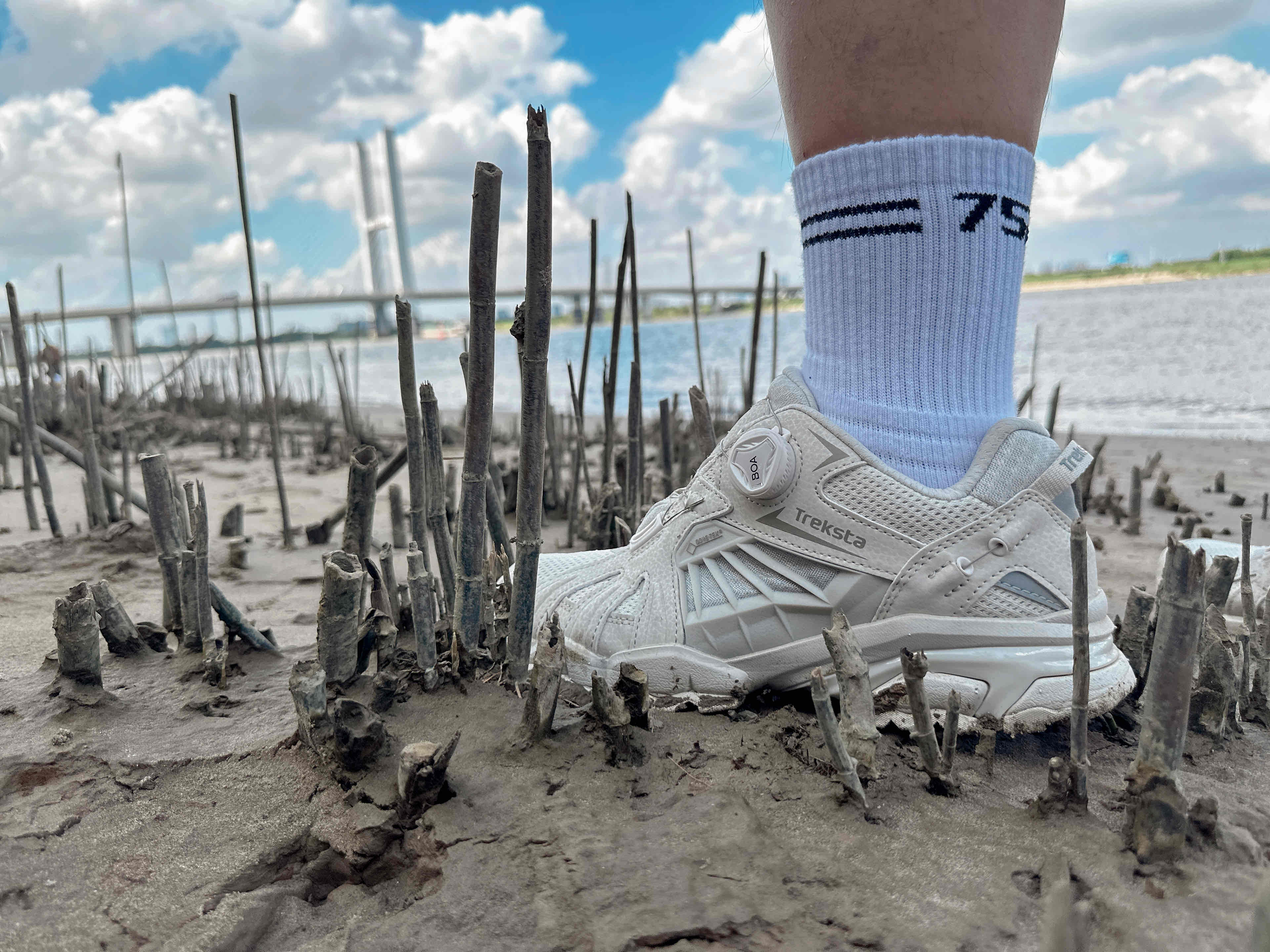 一双颜值徒步登山鞋_2