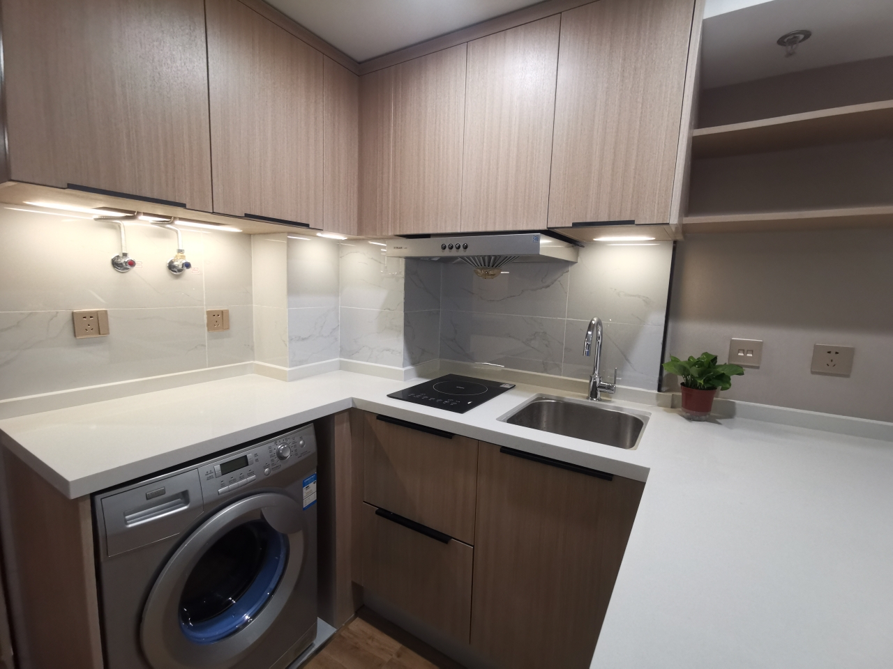 南京-建邺-温馨小窝,干净治愈,不限性别,市井烟火气