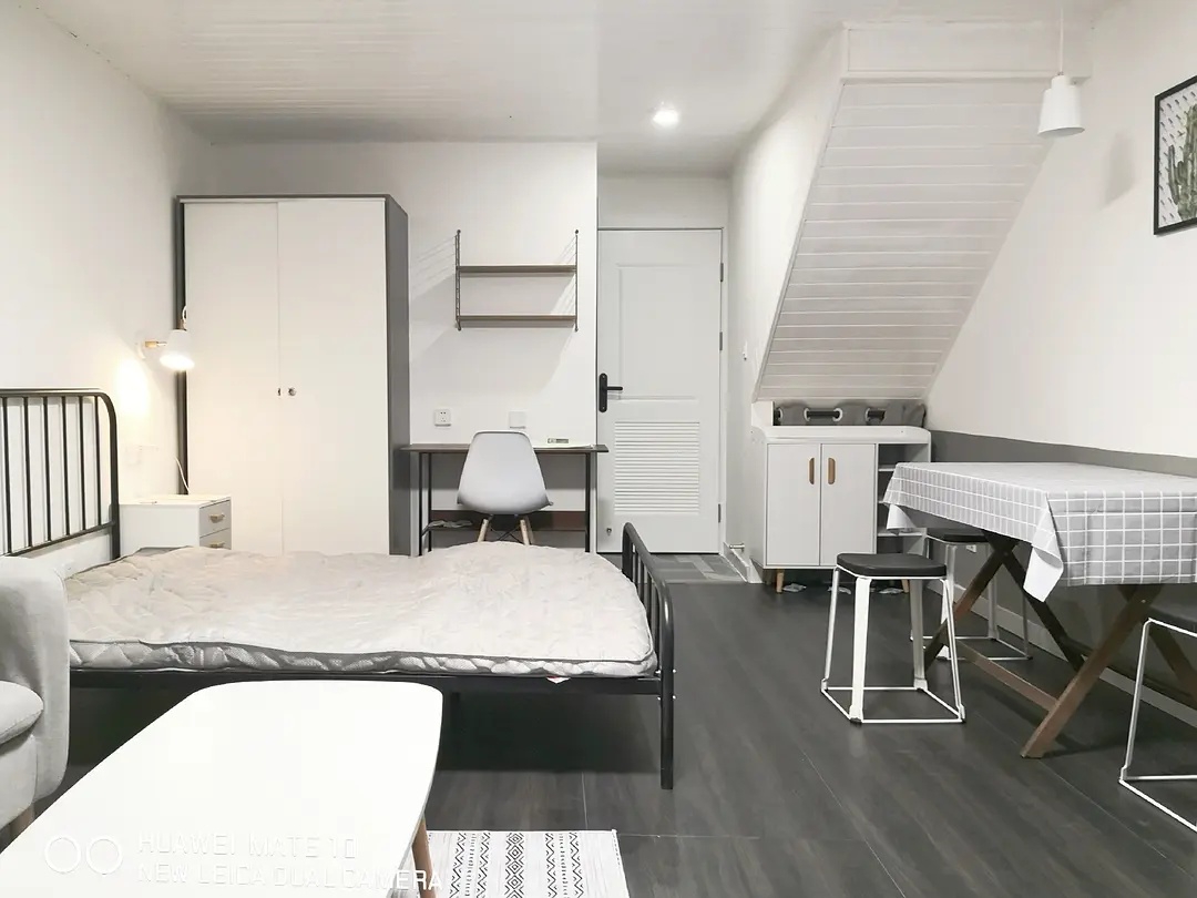 Chengdu-Gaoxin-Cozy Home,Clean&Comfy,No Gender Limit,Hustle & Bustle