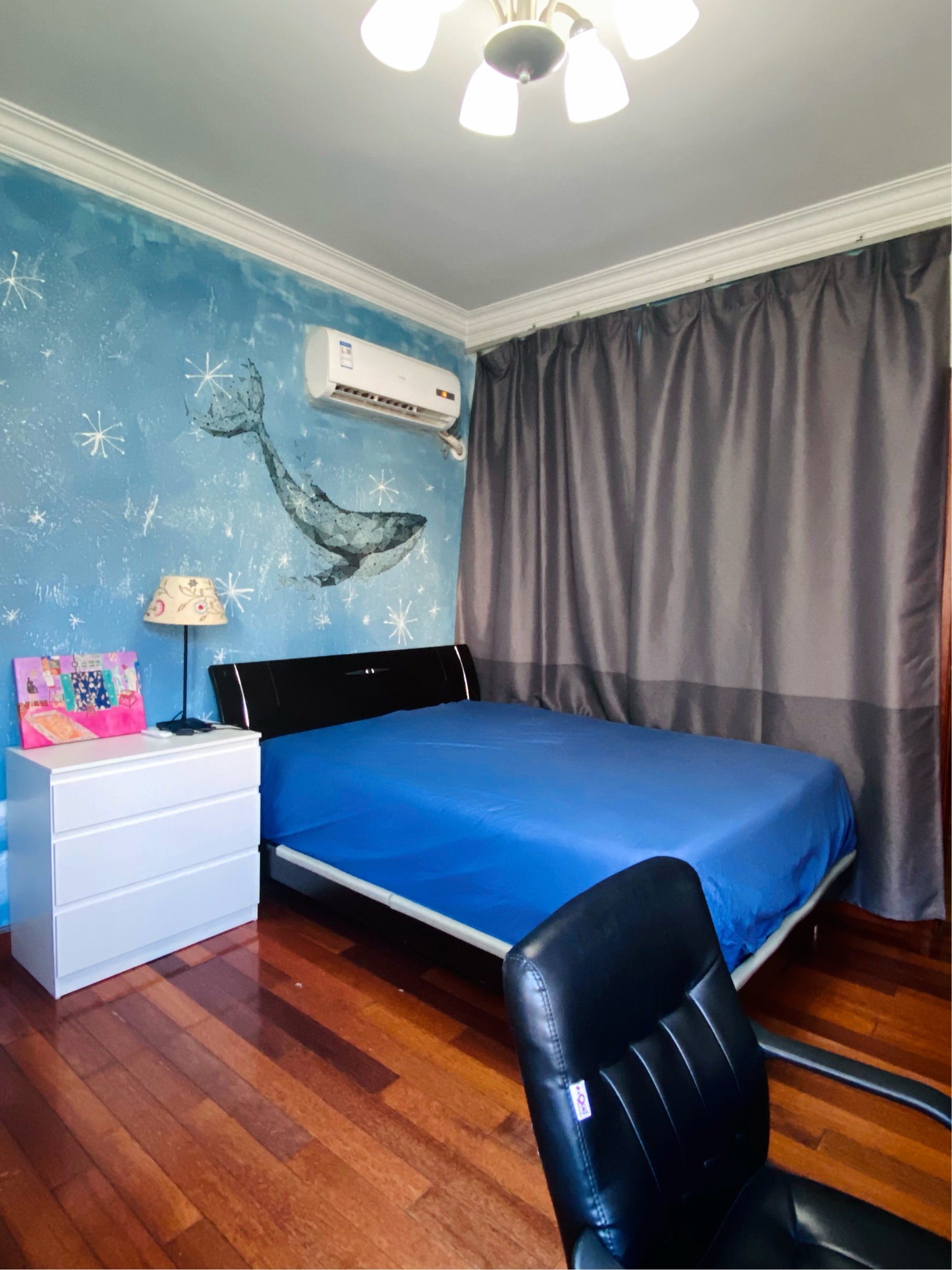 Shanghai-Jing‘An-上海,沪漂,00后,Pet Friendly,LGBTQ Friendly,Cozy Home,Clean&Comfy,No Gender Limit,Hustle & Bustle,“Friends”,Chilled