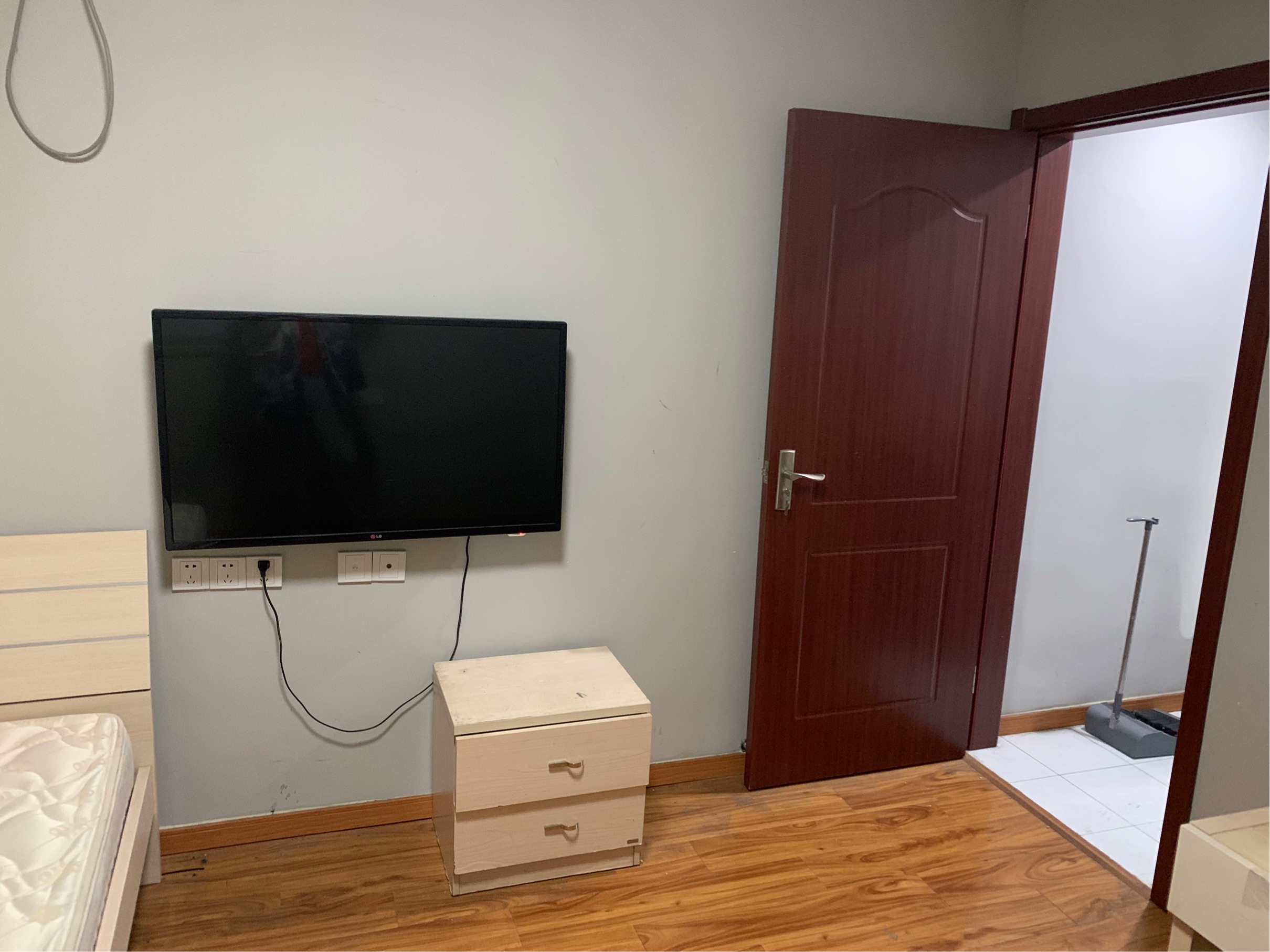 静安 昌平路923号长春小区