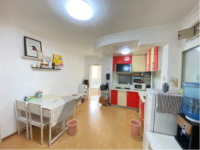 Beijing-Chaoyang-Shared Apartment,Replacement,Seeking Flatmate,LGBTQ Friendly