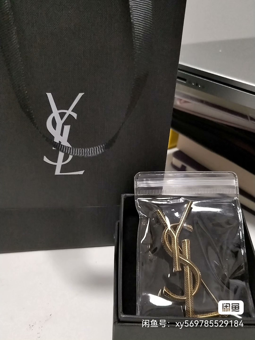 YSL 胸针/YSL Badass Brooch