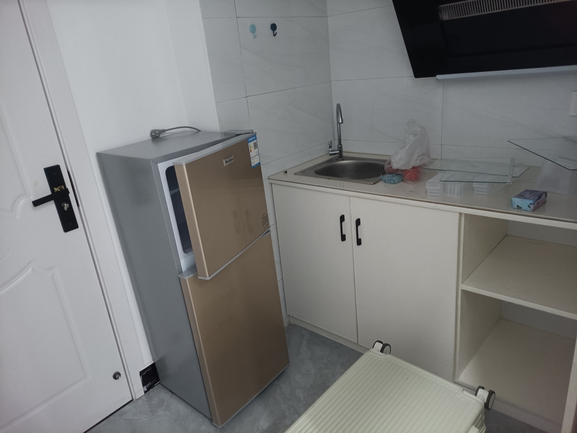 HangzhouLinpingShort TermSubletSingle ApartmentPet Friendly