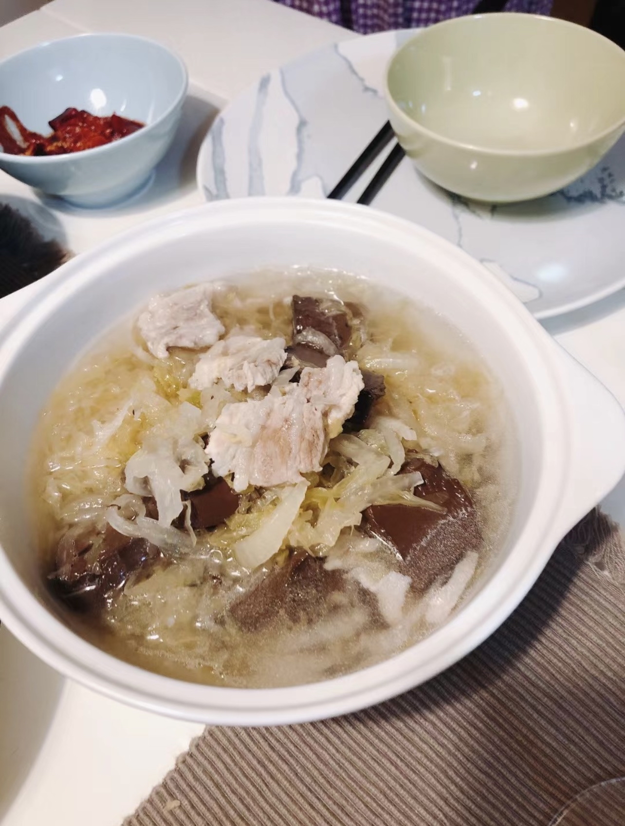 美女的琴弹的优雅，小李同学的菜也是绝了🫕_3