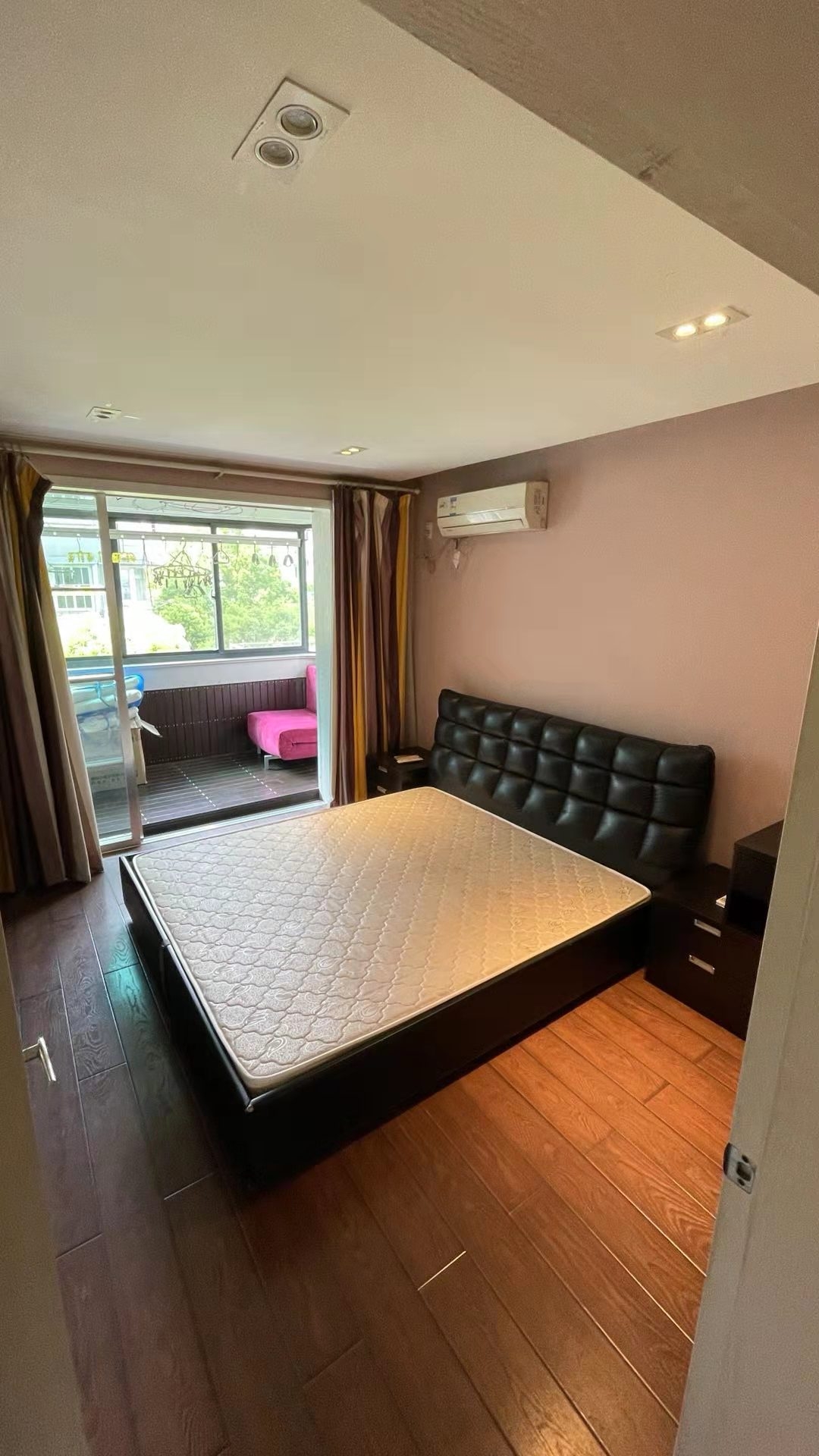 Hangzhou-Gongshu-Cozy Home,Clean&Comfy,No Gender Limit,“Friends”,Chilled,Pet Friendly