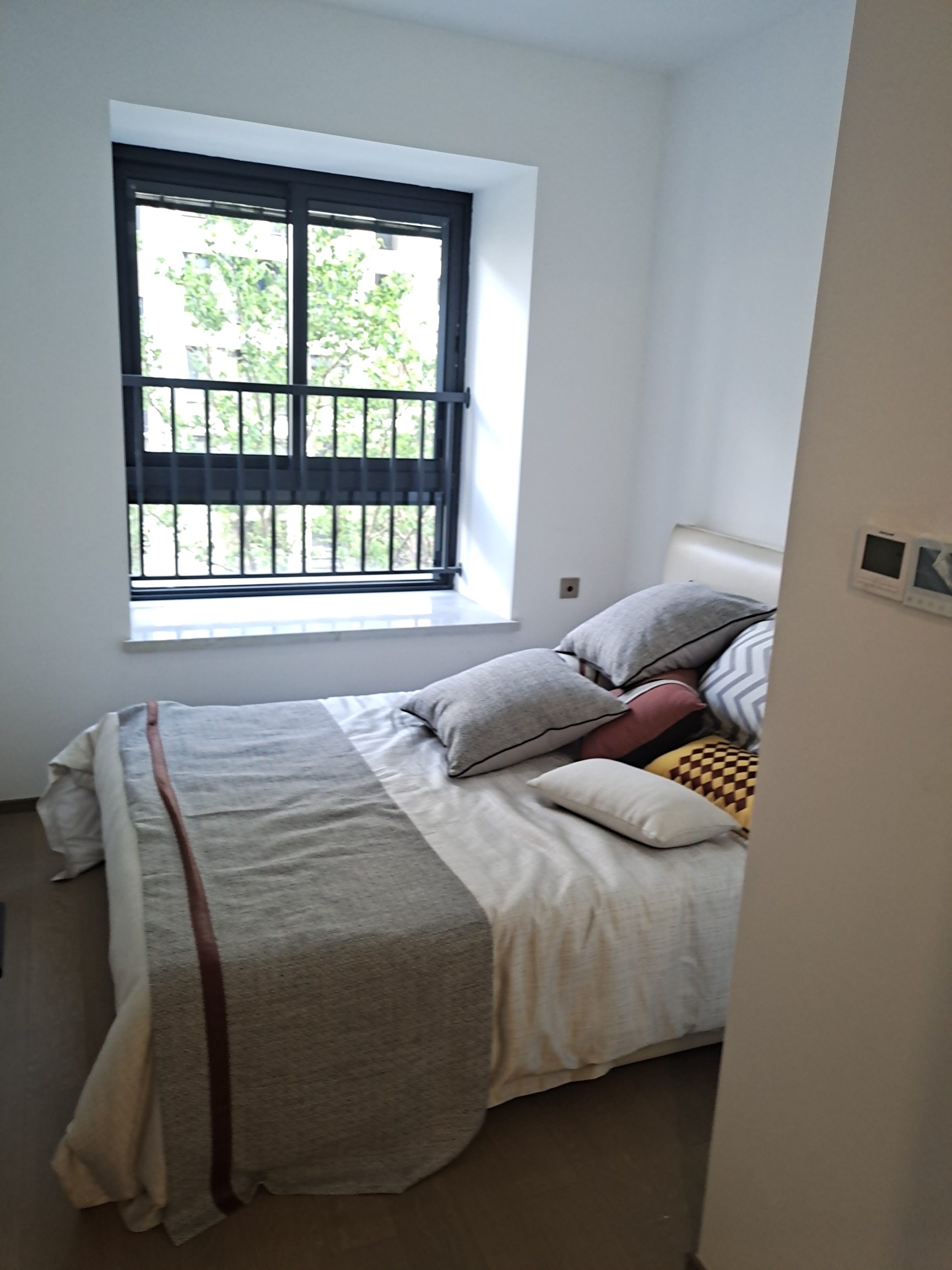 ShanghaiJiadingLong TermSingle Apartment