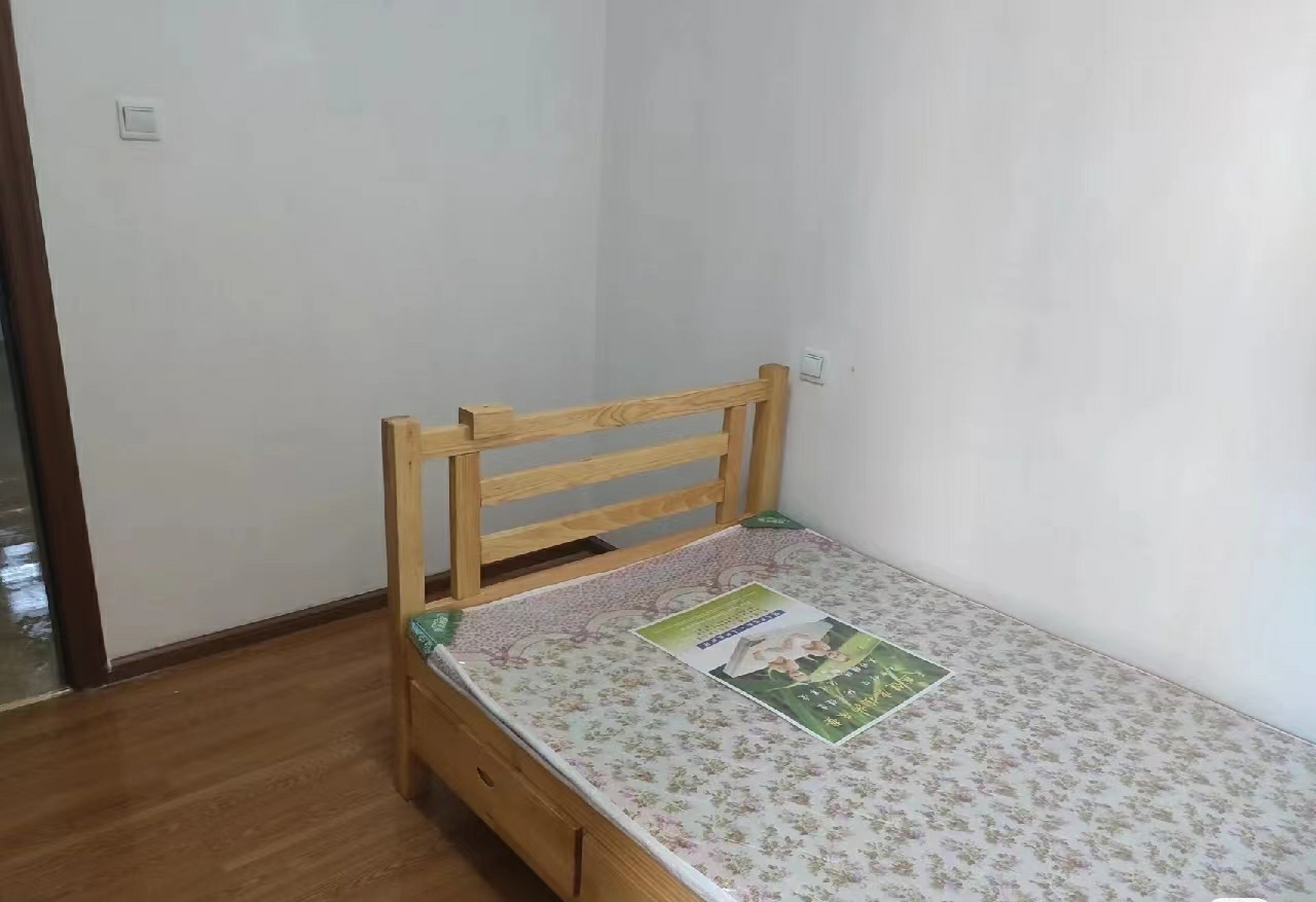 Kunming-Wuhua-Shared Apartment,Seeking Flatmate,Long & Short Term