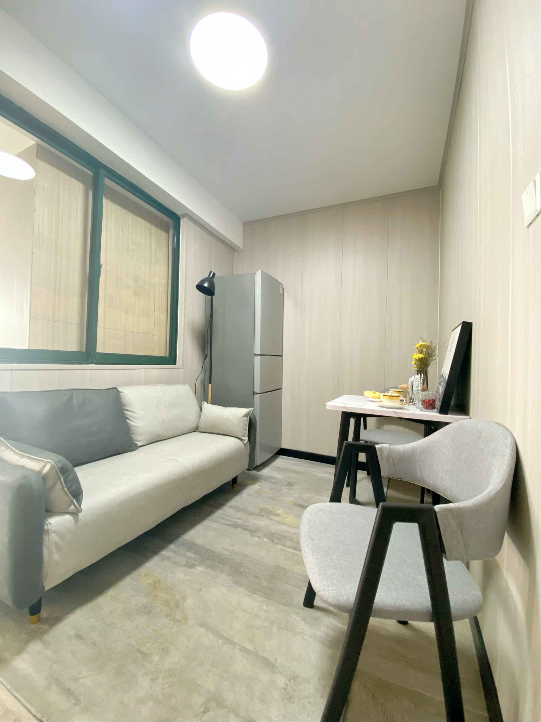 ShanghaiYangpu周边配套齐全独立阳台emoji🏠独立厨房风格简约大气🚇交通便利白领首选Single