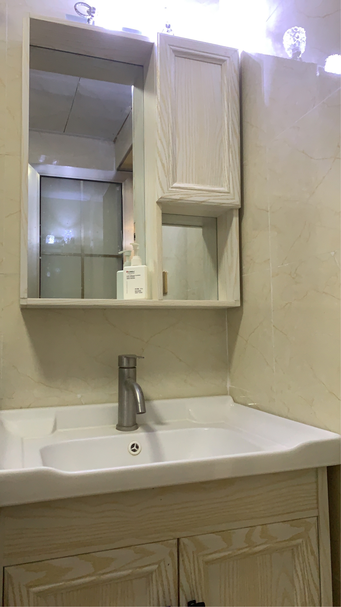 Chongqing-Nan'An-Cozy Home,Clean&Comfy,No Gender Limit,Hustle & Bustle,“Friends”,Chilled