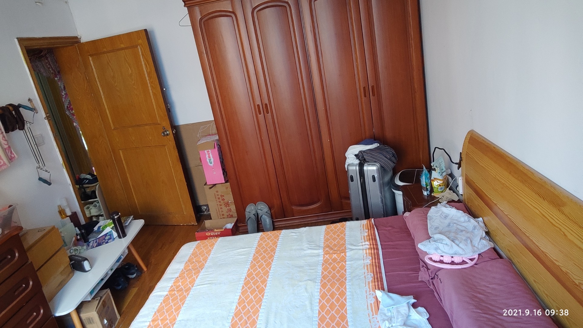 Minhang 闵行 雅致路228弄 水清一村