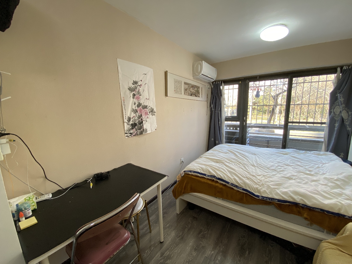 Beijing-Dongcheng-👯‍♀️,master bedroom,Long & Short Term,Short Term,Seeking Flatmate,Sublet,Replacement,Shared Apartment,LGBTQ Friendly,Pet Friendly