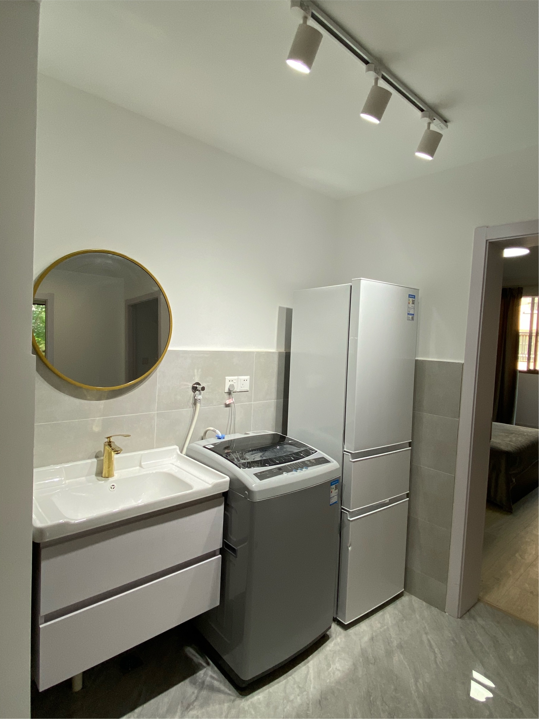 Shanghai-Jing‘An-Cozy Home,Clean&Comfy,No Gender Limit,Hustle & Bustle,“Friends”,Chilled,LGBTQ Friendly,Pet Friendly