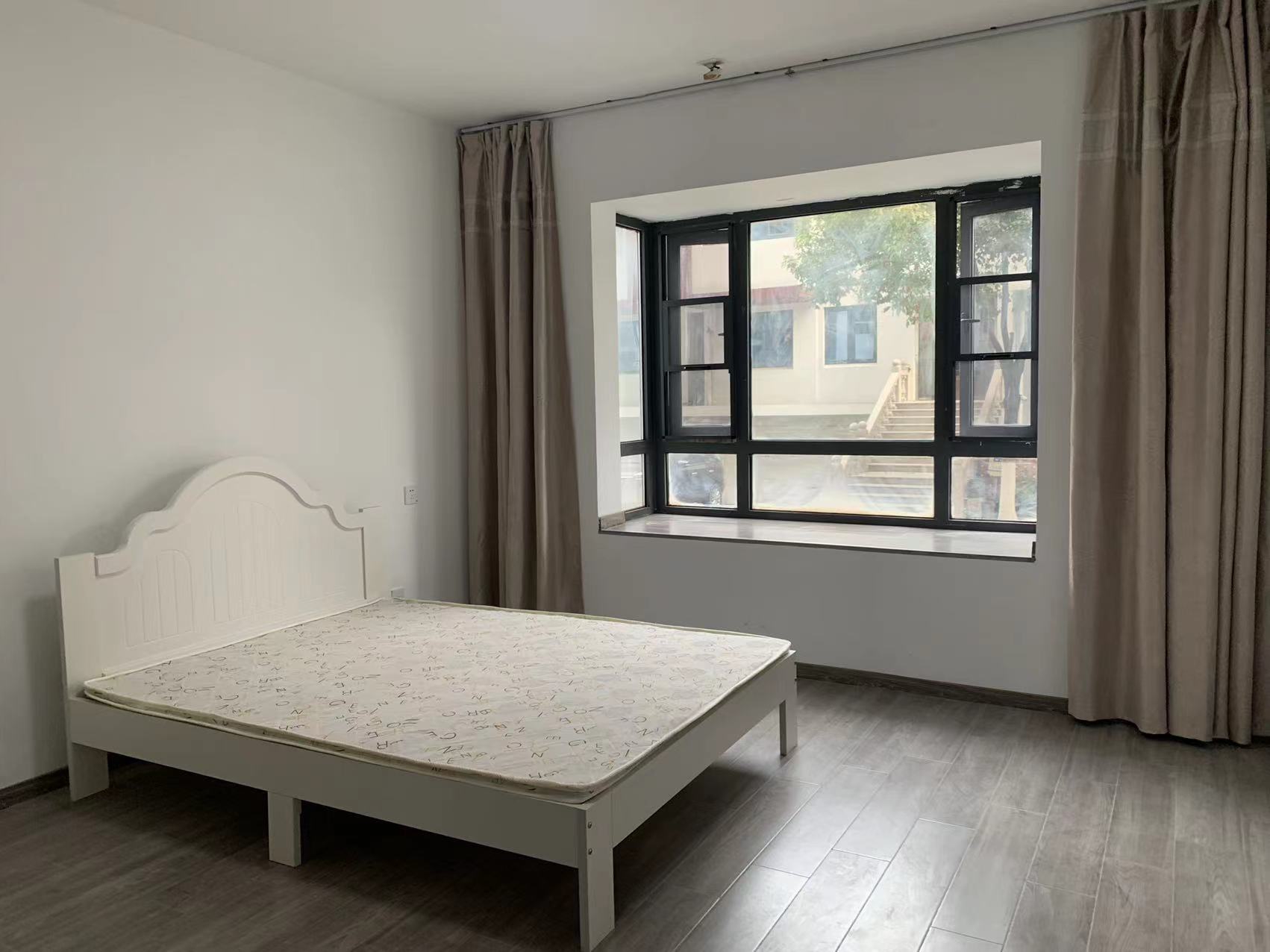 Suzhou-Huqiu-Clean&Comfy,No Gender Limit