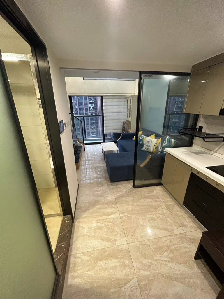 Shenzhen-Longhua-Cozy Home,Clean&Comfy,No Gender Limit,Hustle & Bustle,“Friends”,LGBTQ Friendly