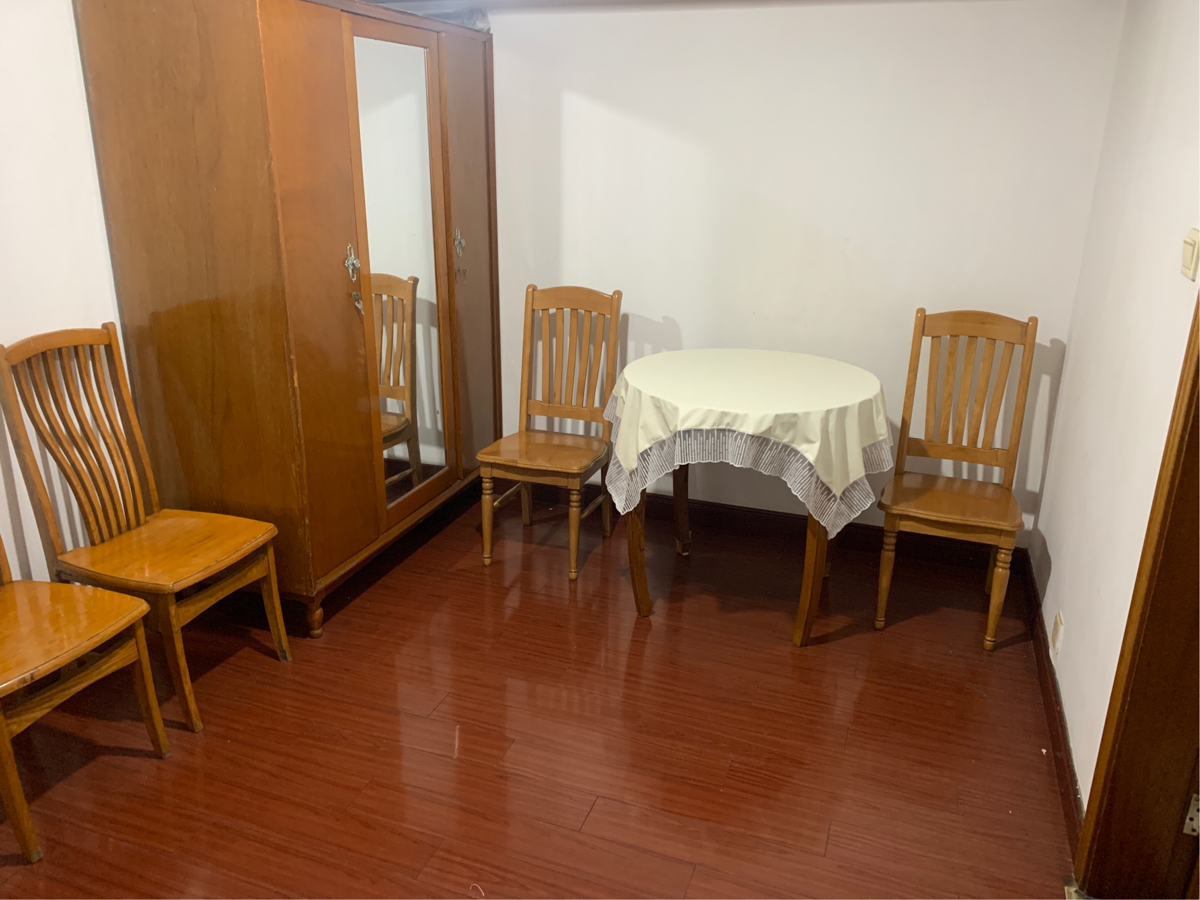 Shanghai-Yangpu-Cozy Home,Clean&Comfy,No Gender Limit,Hustle & Bustle,“Friends”,Chilled,LGBTQ Friendly,Pet Friendly