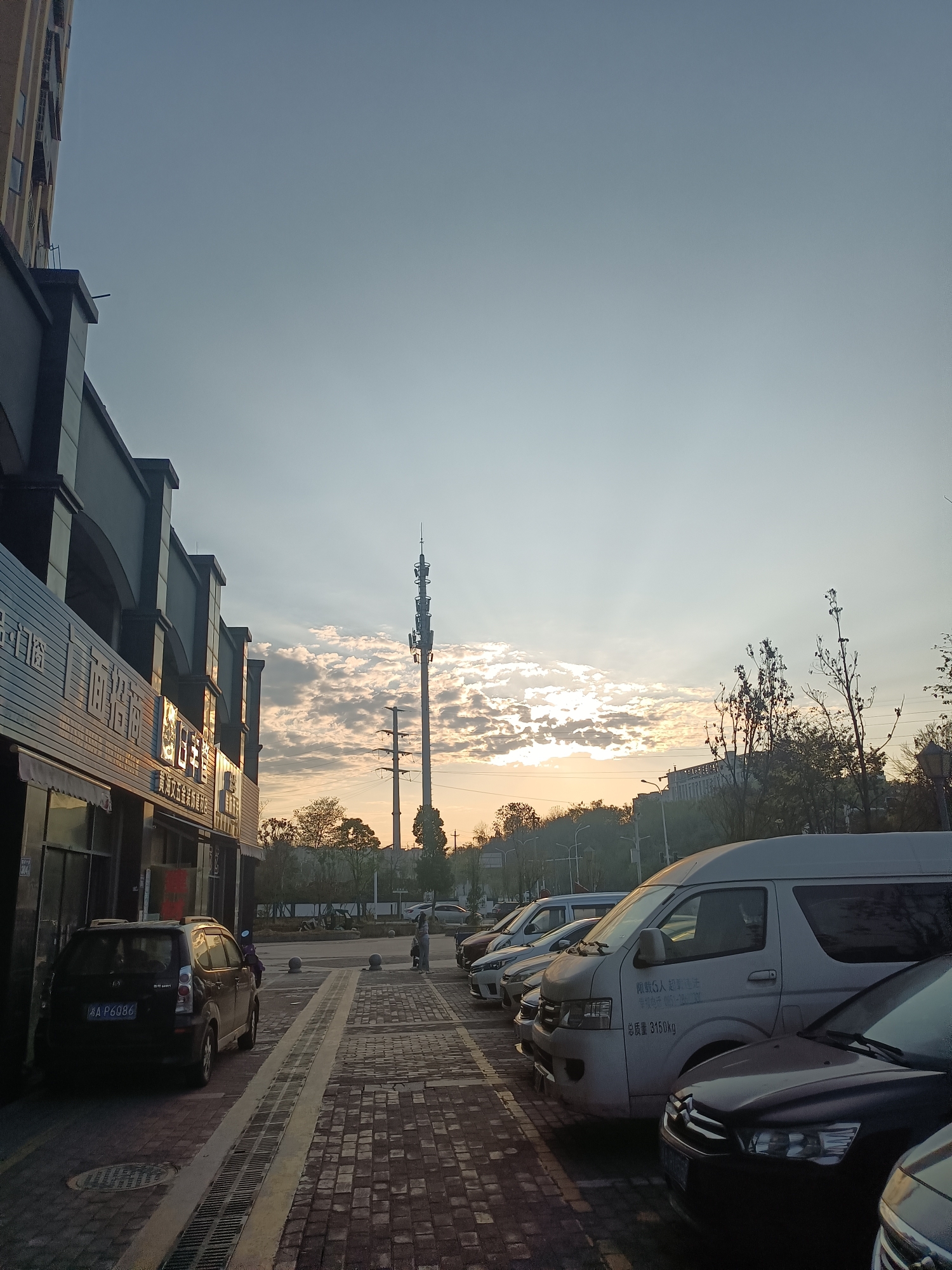 蹲个室友，三居室，可以蹭饭😁 在线蹲室_3