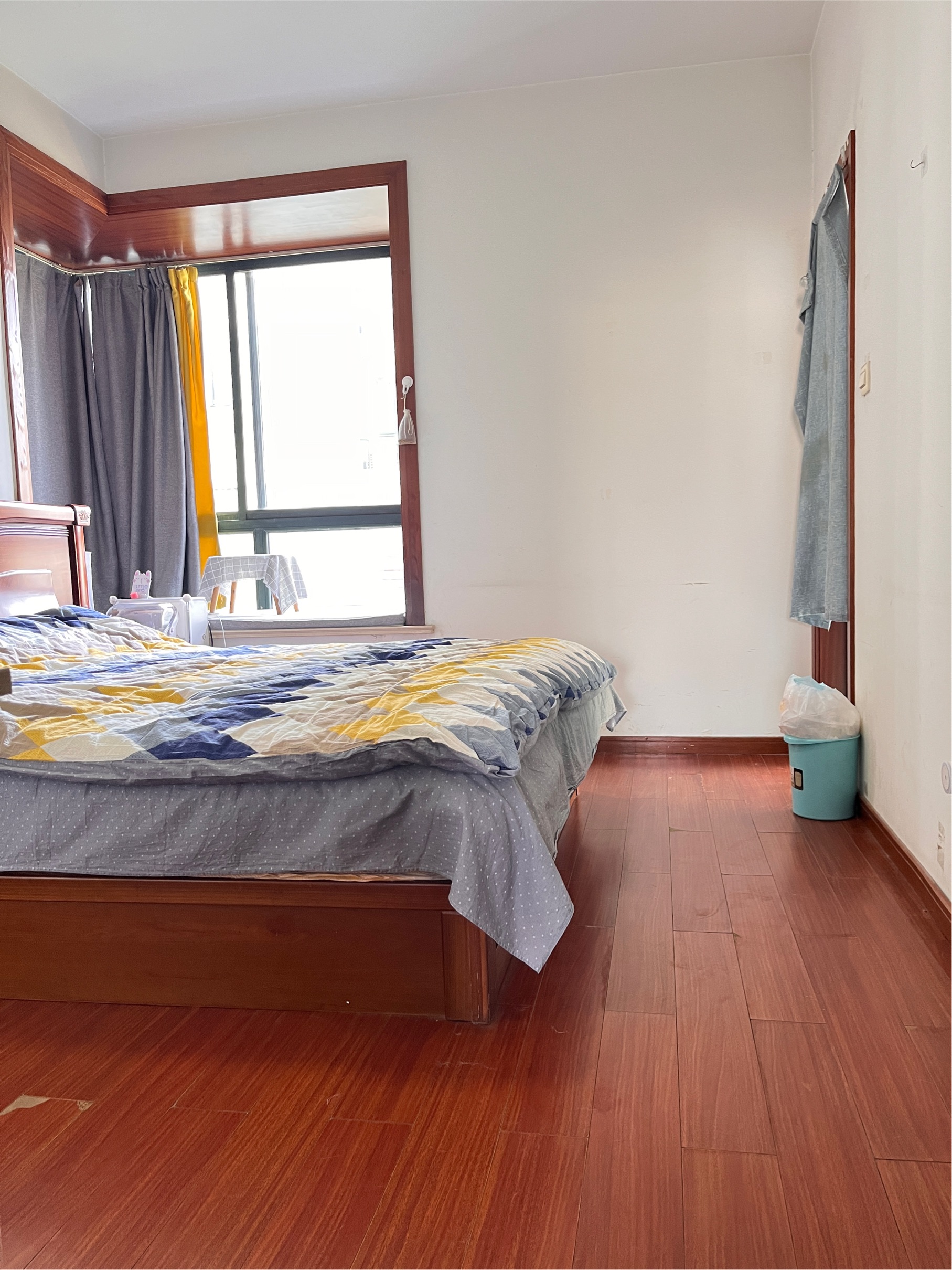 Shanghai-Pudong-No Gender Limit,Pet Friendly