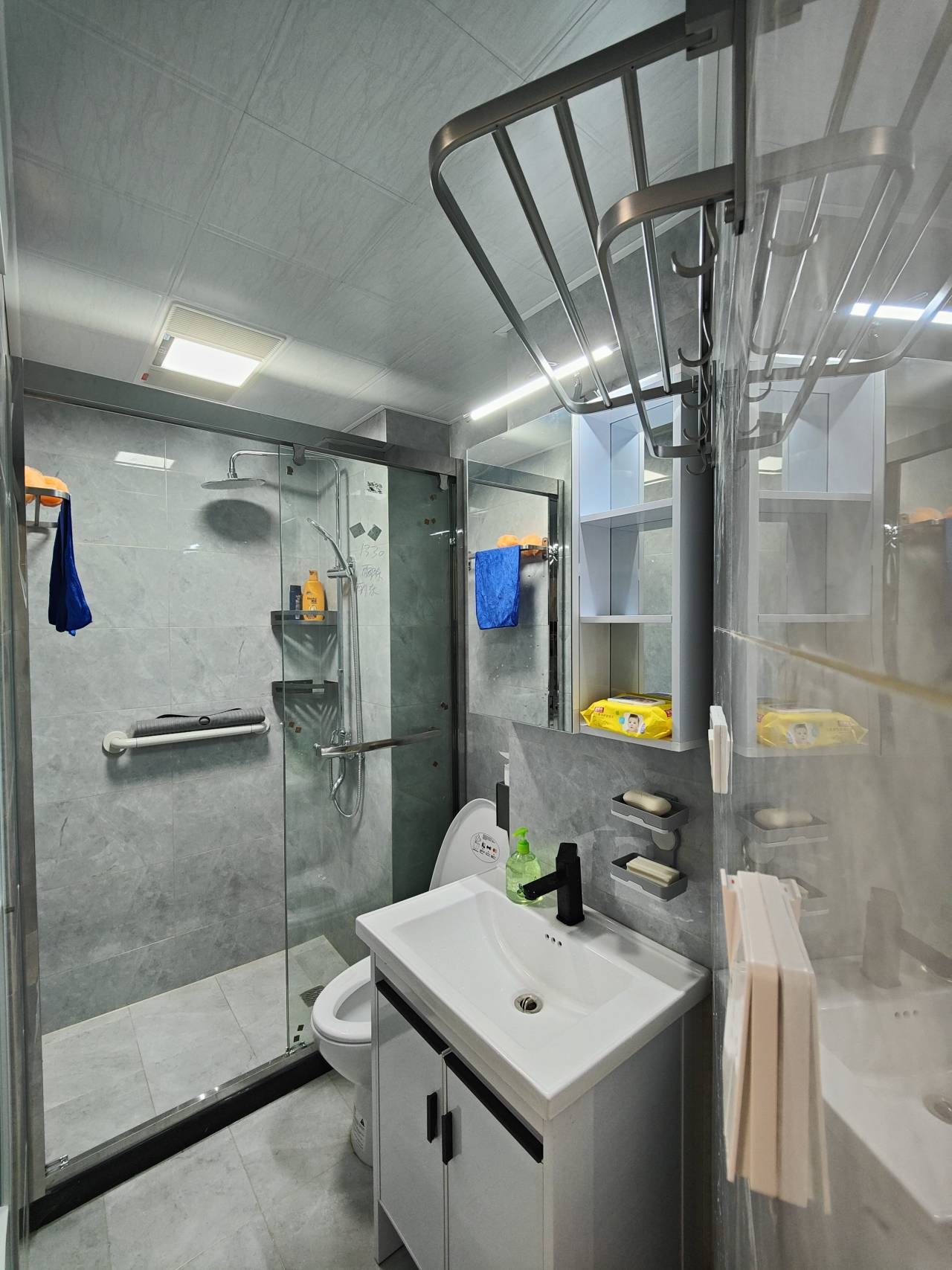 Shanghai-Huangpu-Cozy Home,No Gender Limit,Hustle & Bustle,“Friends”,Chilled,LGBTQ Friendly