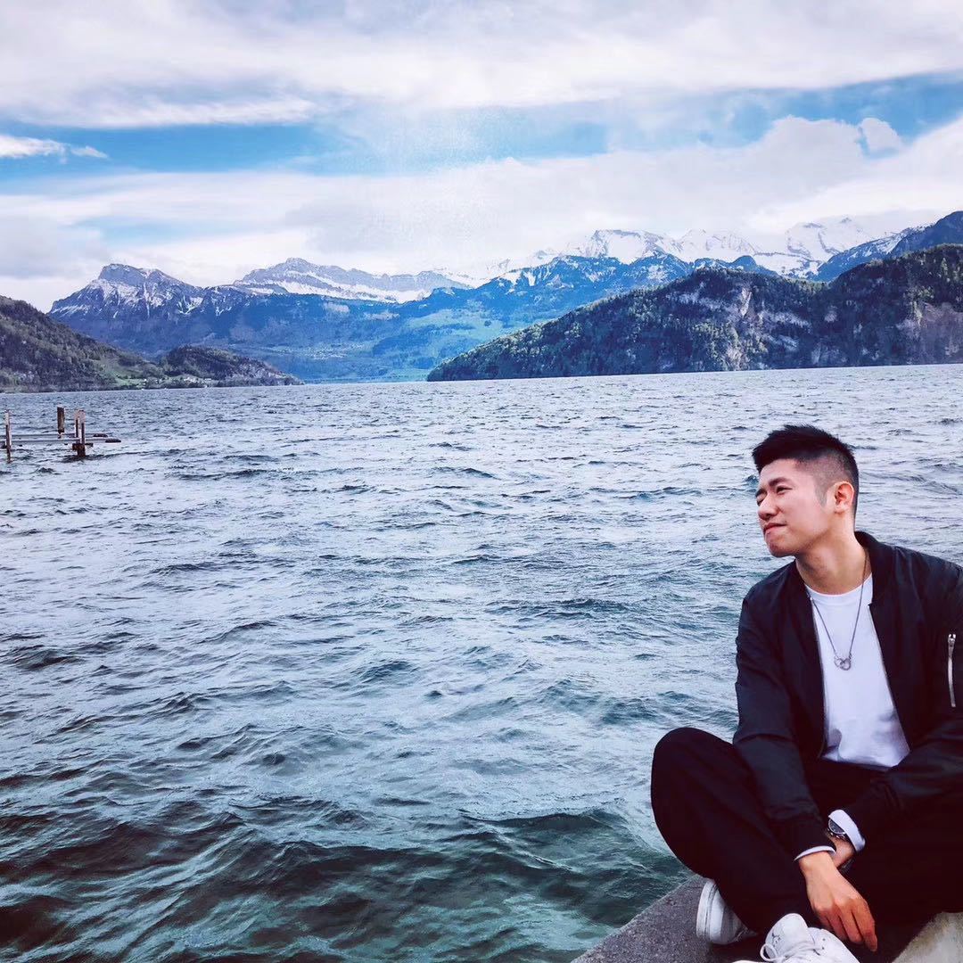 🤨米开朗·奇奕