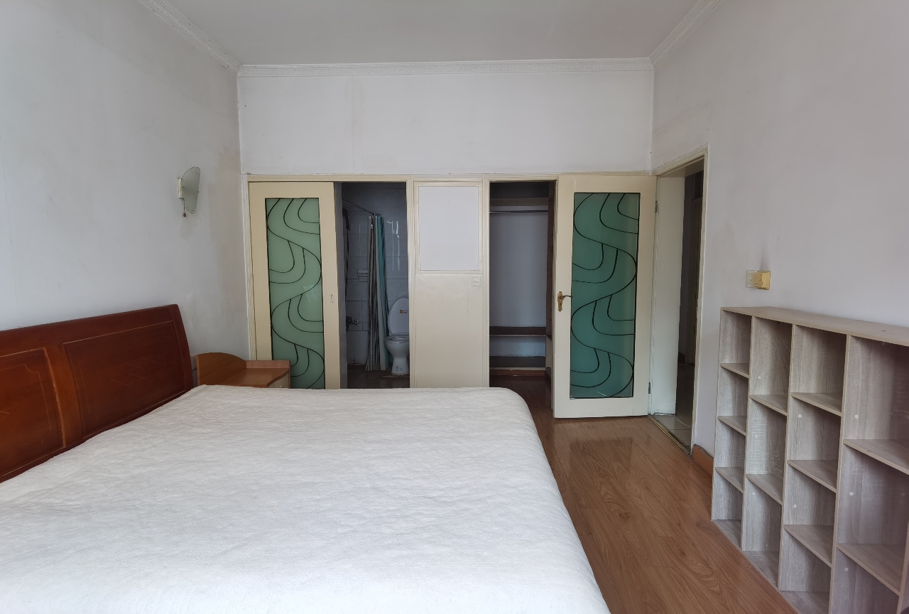 Chongqing-Yubei-Shared Apartment,Seeking Flatmate,Long & Short Term