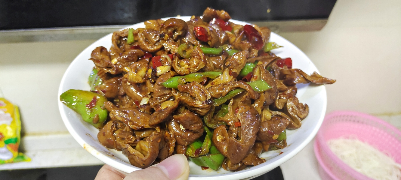 想找个合租的室友 本人单身 不抽烟偶尔喝_4