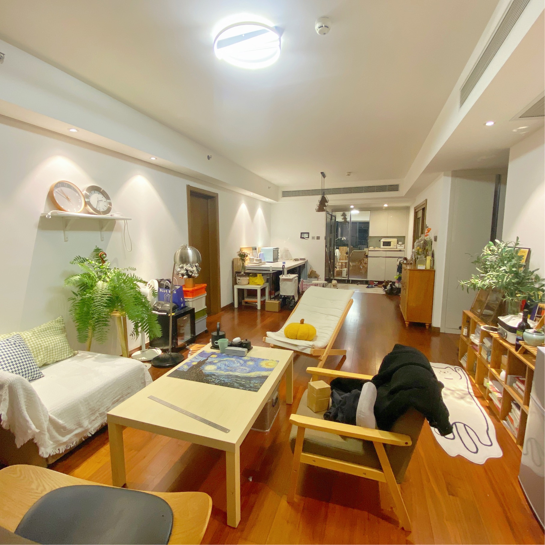 Shenzhen-Nanshan-Cozy Home,Clean&Comfy,No Gender Limit,Hustle & Bustle,“Friends”,Chilled,LGBTQ Friendly,Pet Friendly