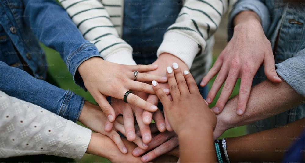 diversity, friends of different cultural backgrounds