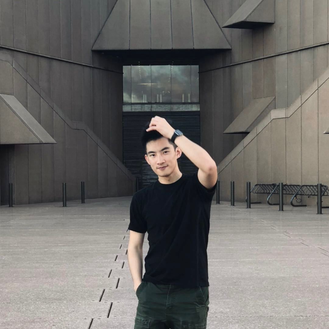 Derek Dài