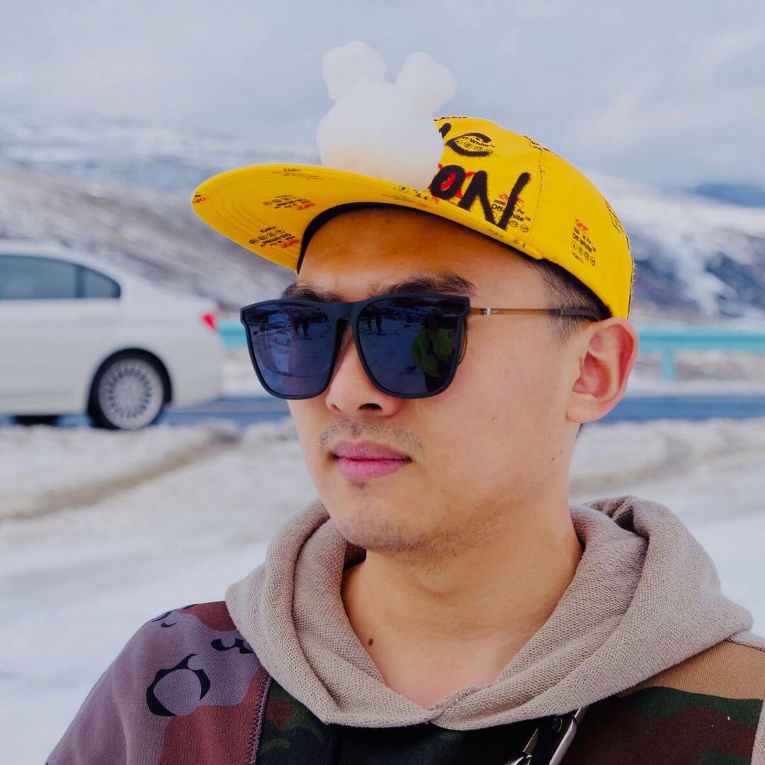 万能的小黑