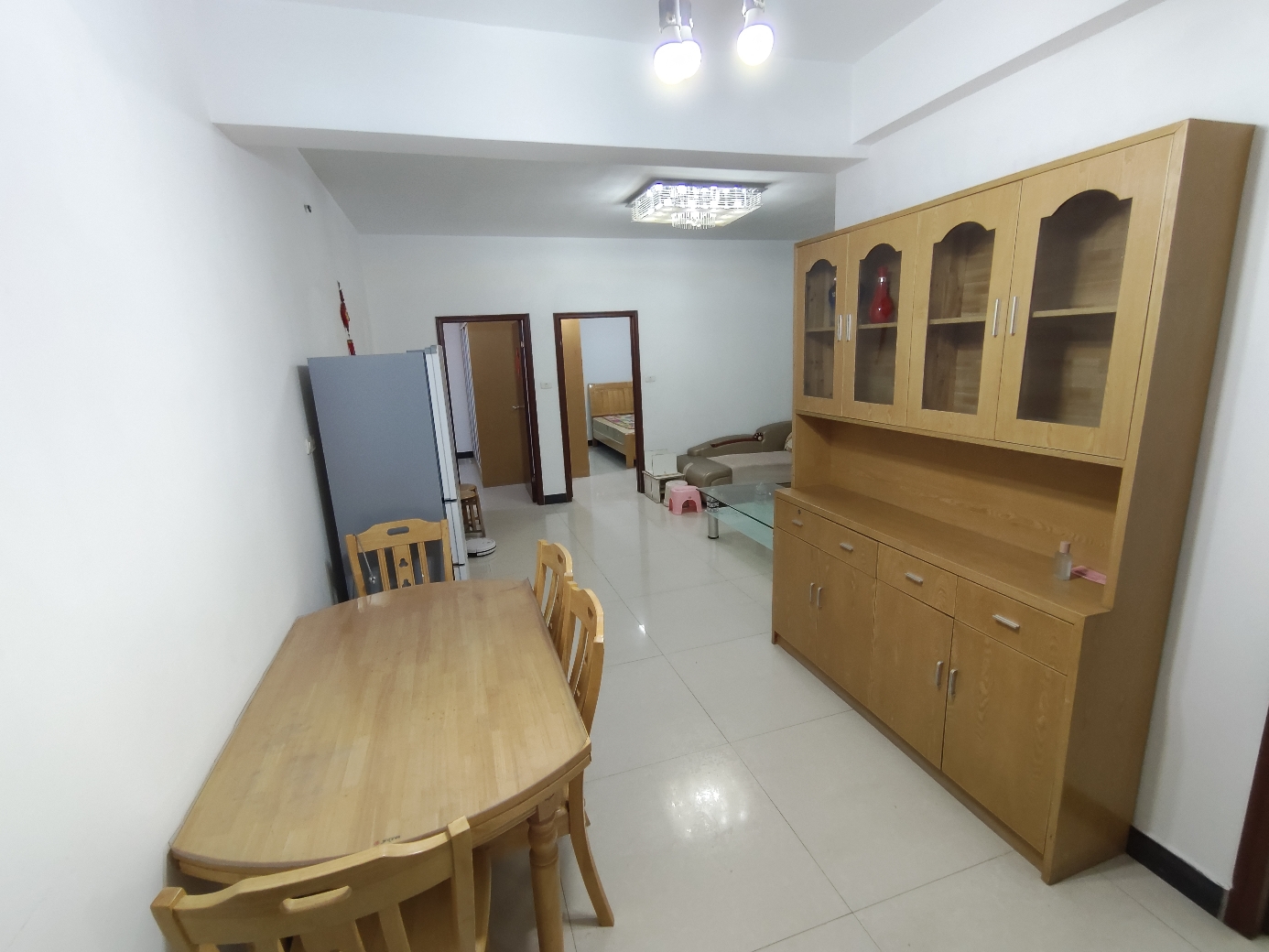 Wuhan-Hongshan-Cozy Home,Clean&Comfy,No Gender Limit,Hustle & Bustle,Chilled