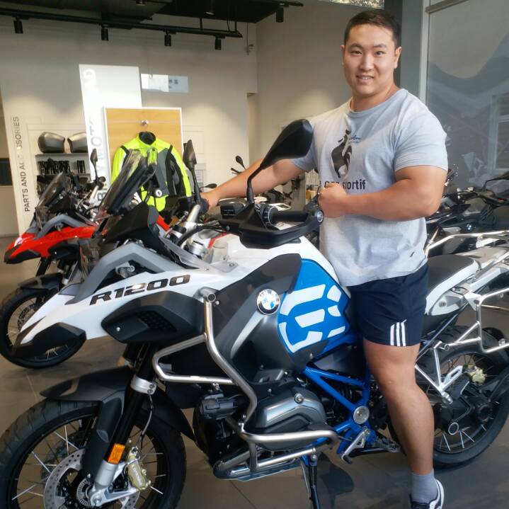 李琛