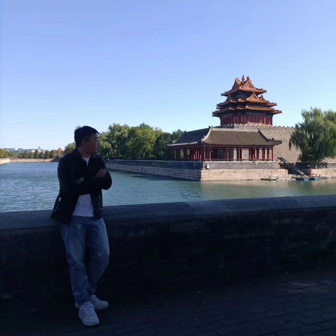 👻ペ龙龙° 〃