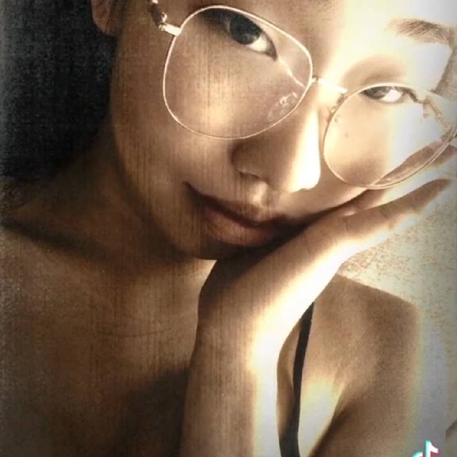 Lila Tsendjav 丽爱