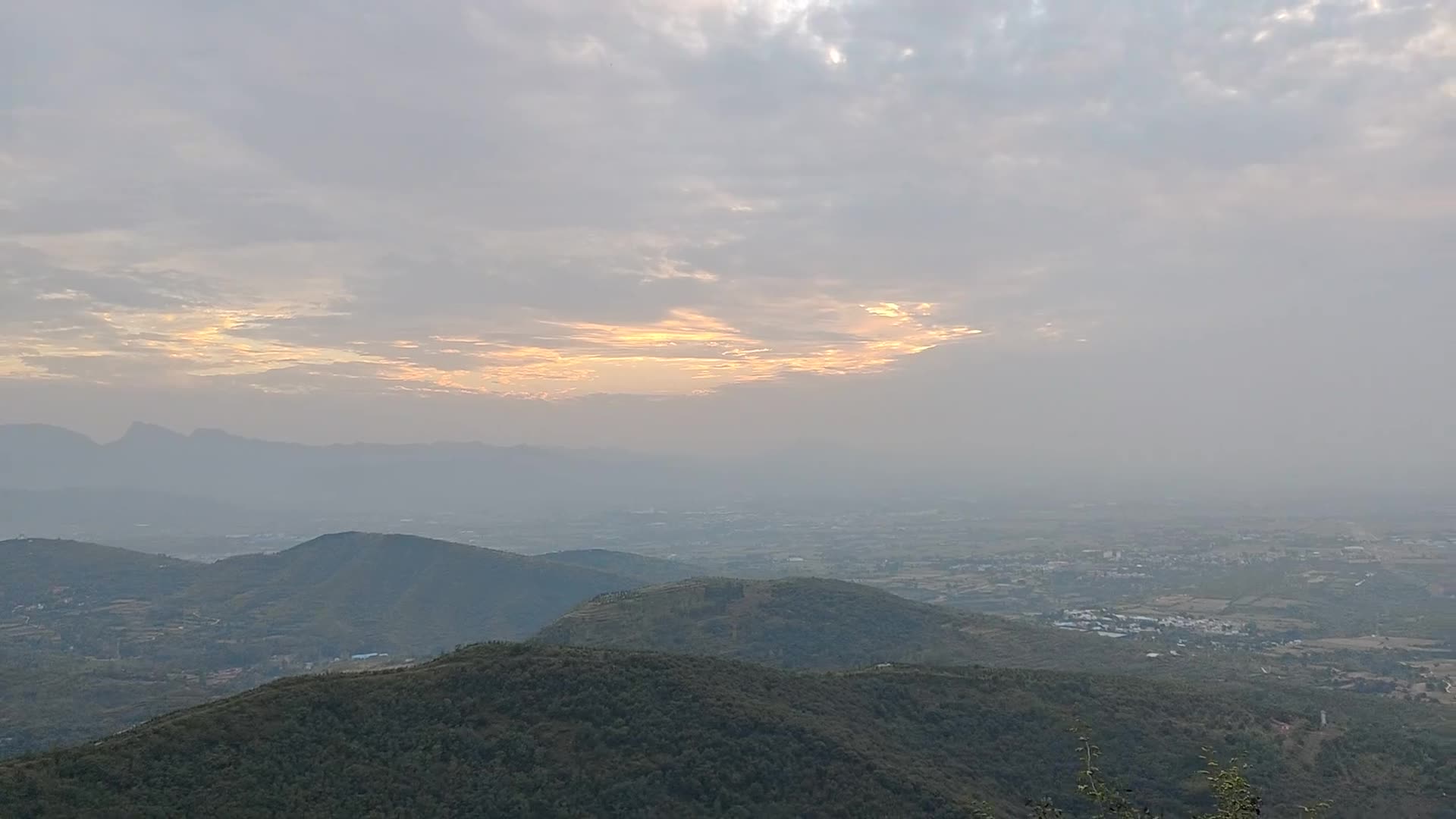 爬山日常-第三段视频