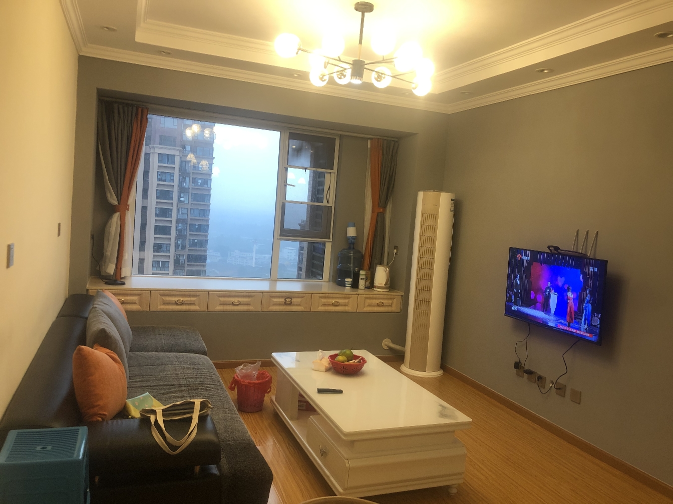 Chengdu-Wenjiang-Cozy Home,Clean&Comfy,No Gender Limit,Hustle & Bustle,“Friends”,Chilled