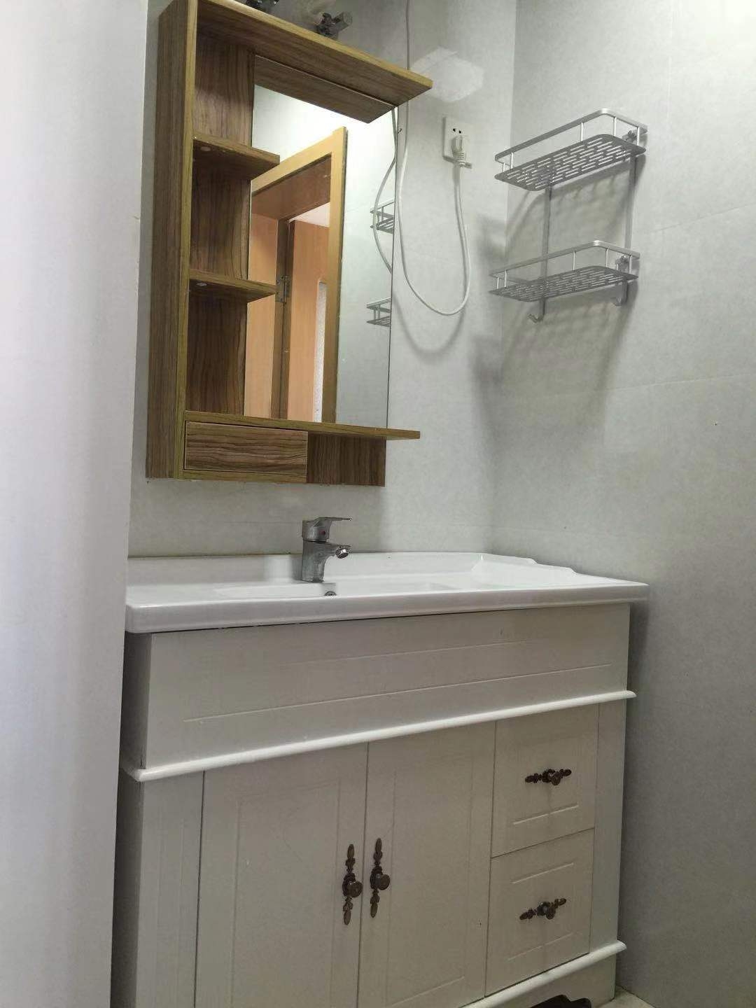 Shanghai-Pudong-Cozy Home,Clean&Comfy,No Gender Limit,Hustle & Bustle,“Friends”,Chilled,LGBTQ Friendly,Pet Friendly