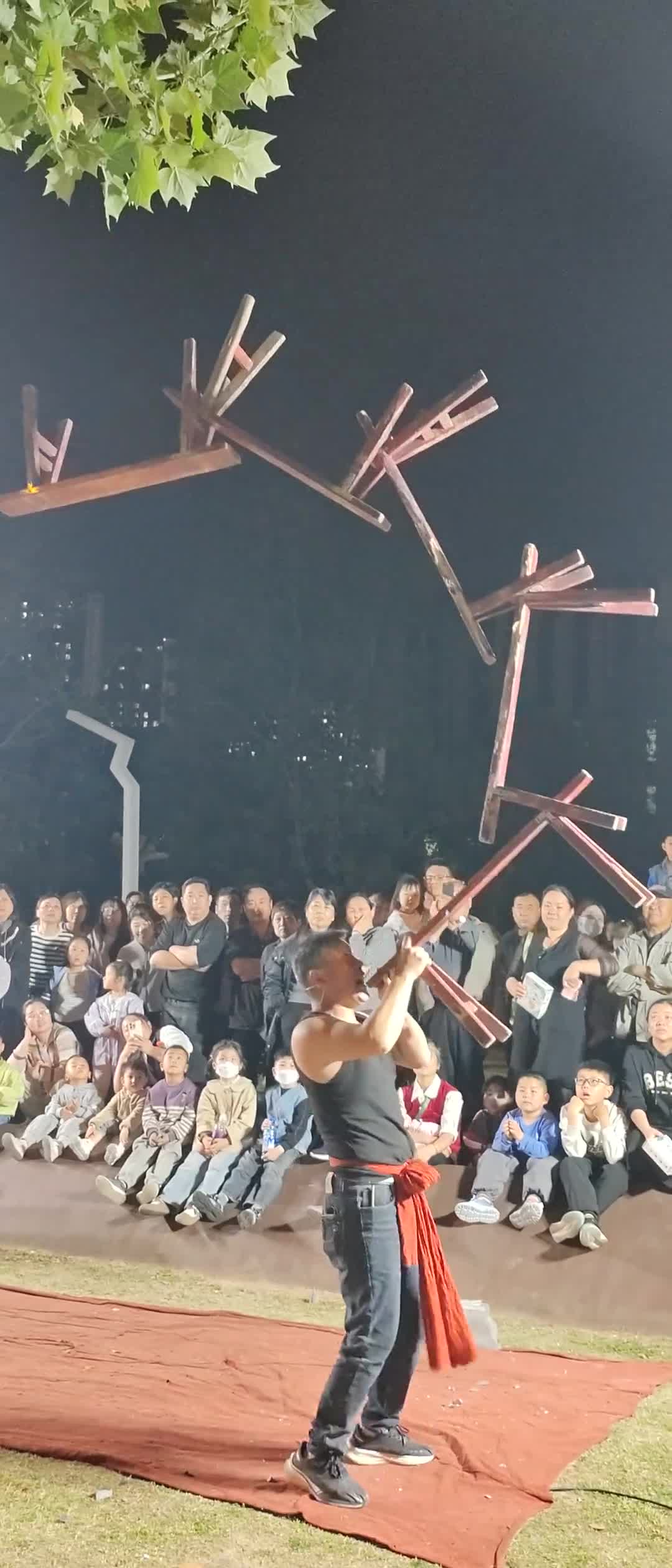 牙齿顶板凳