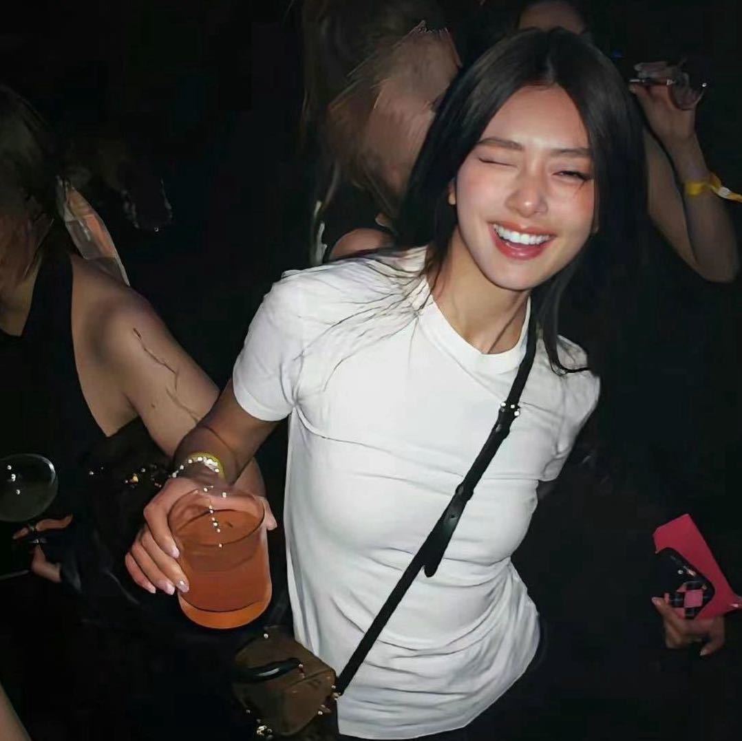 。
