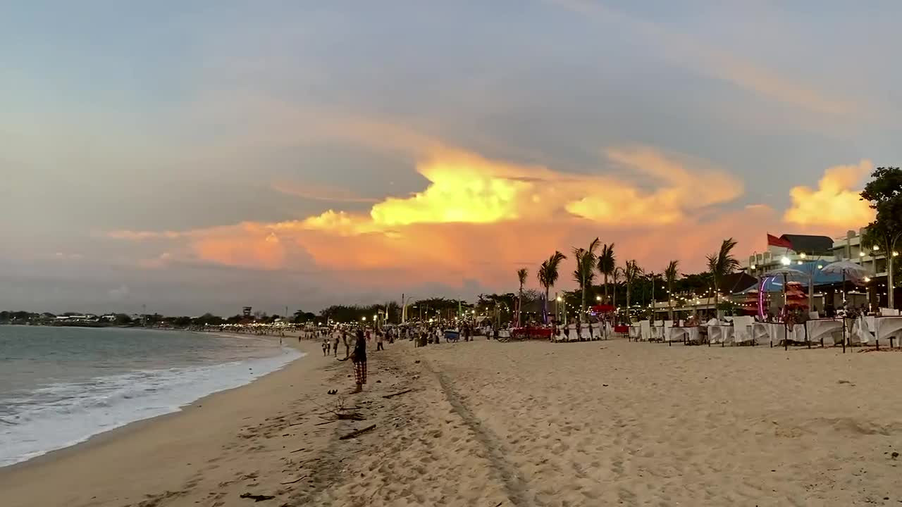 美好的沙滩落日，喜欢就点个赞，谢谢