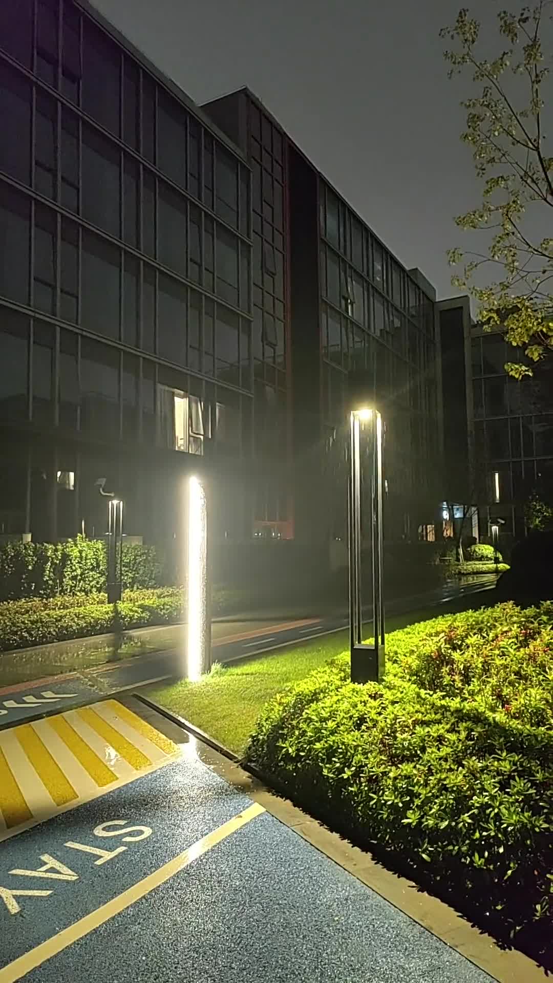浦东的雨格外的大🌧🌧