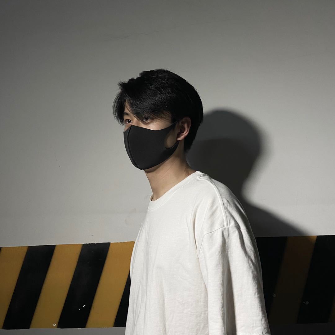 Seven。