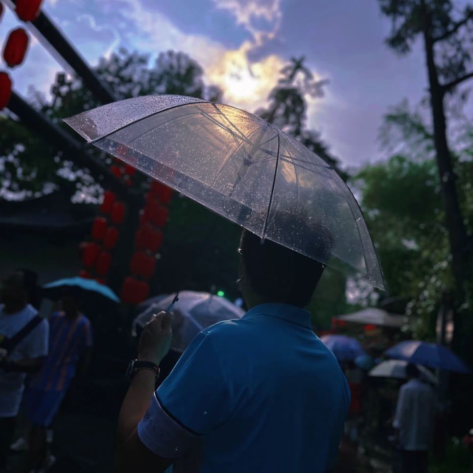 吃饭当🐷恋爱当🐟