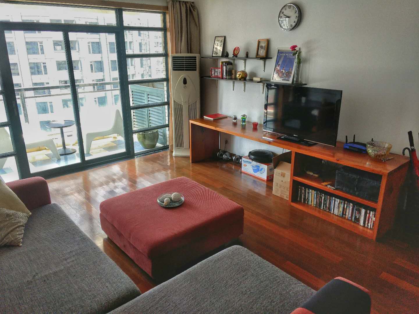 Shanghai-Xuhui-漕宝路,徐家汇,Pet Friendly,LGBTQ Friendly,Cozy Home,Clean&Comfy,No Gender Limit,Hustle & Bustle,“Friends”,Chilled